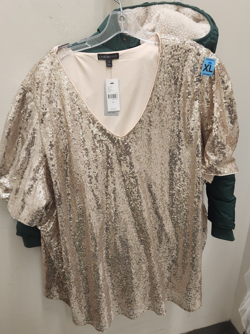 NEW Lane Bryant Gold Sequin Glam V Neck Holiday Blouse Lined Party NYE Ladies 28